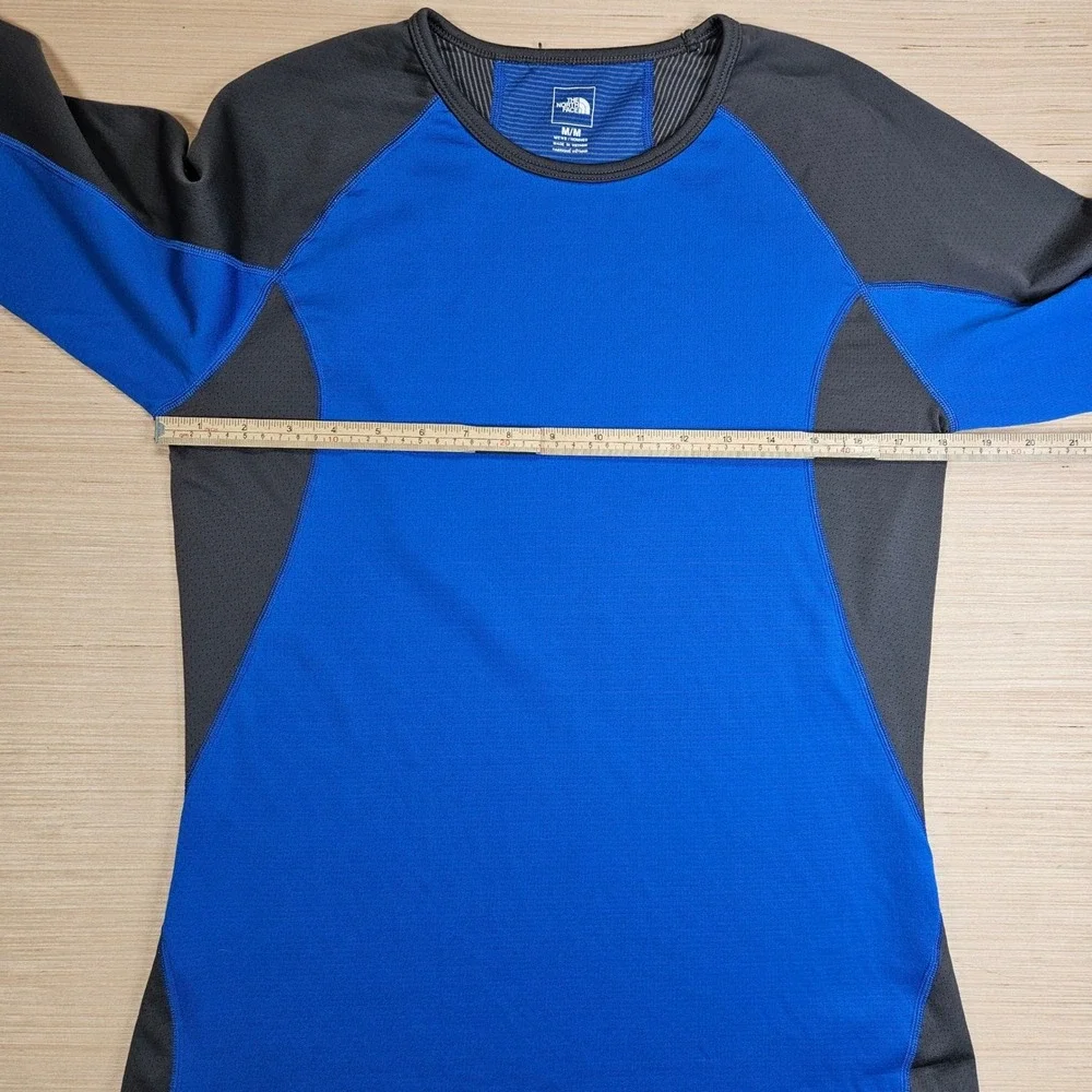 The North Face FlashDry Base Layer Shirt Mens M Blue Long Sleeve Hiking Active